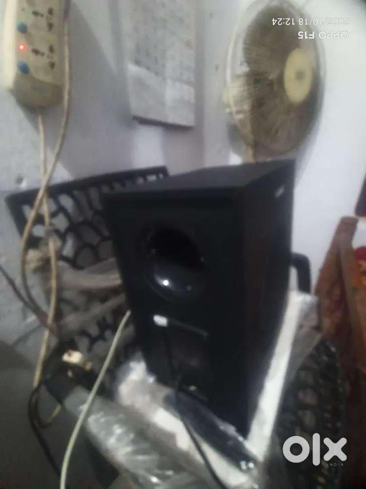Home theatre company bot only 8 month use