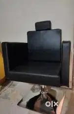 Beauty parlour chair