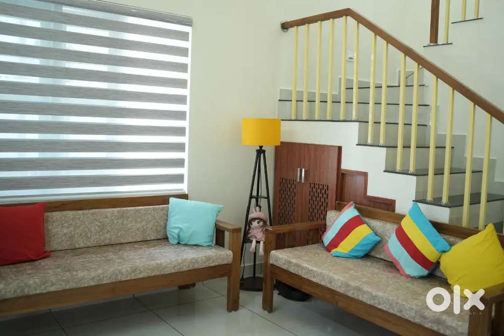 4bhk 2 year old House for Sale  at Vazhayila