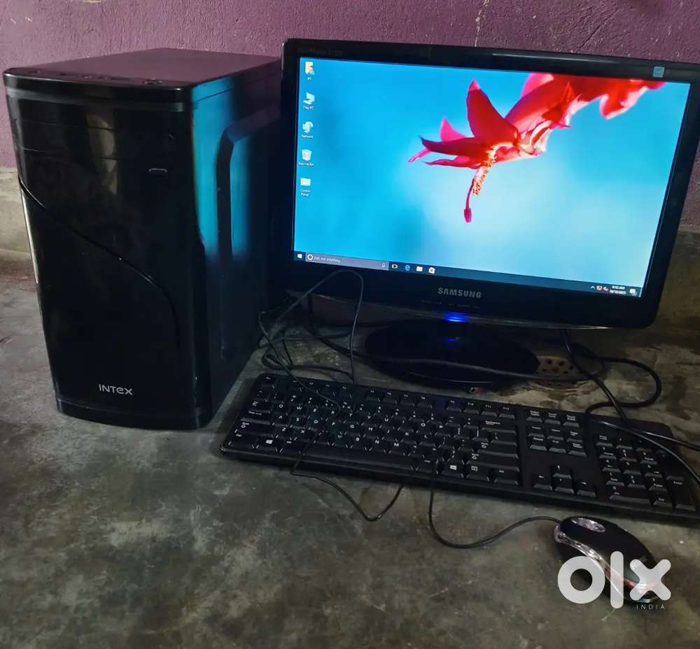 i5 mint condition super speed desktop computer pc monitor set