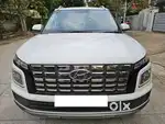 Hyundai Venue 1.0 SX (O) Turbo DCT Dual Tone, 2024, Petrol