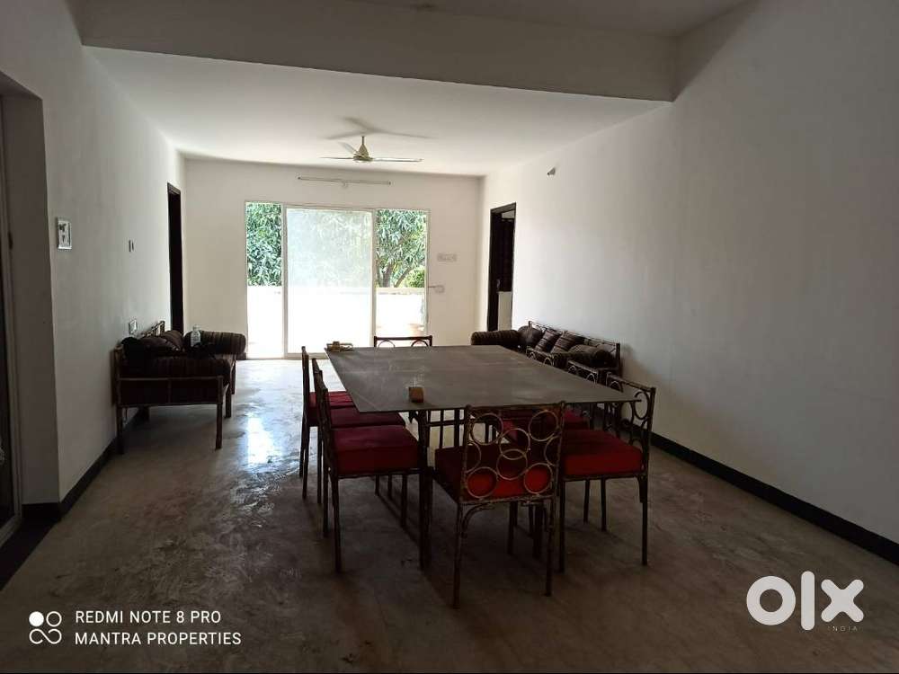 4 BHK Flat for Sale at Saket Nagar