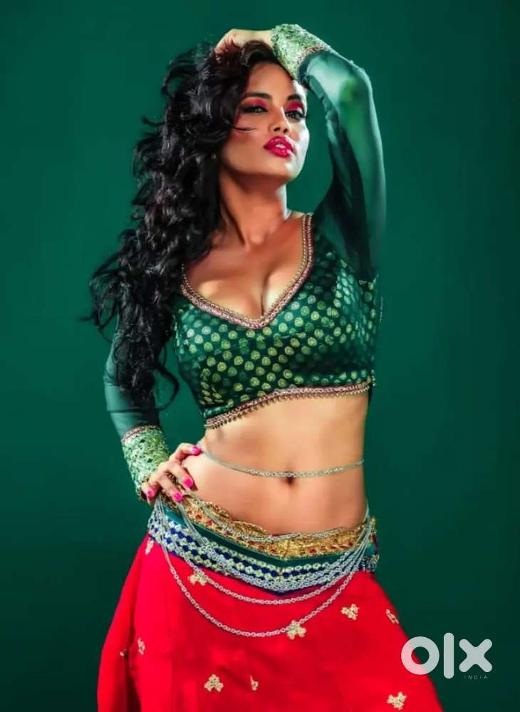 I'm Sidharth I need female for  personal assistant & Travelling