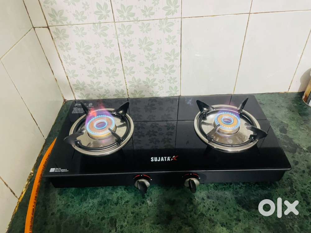Sujaata 2 burner toughened glass gas stove