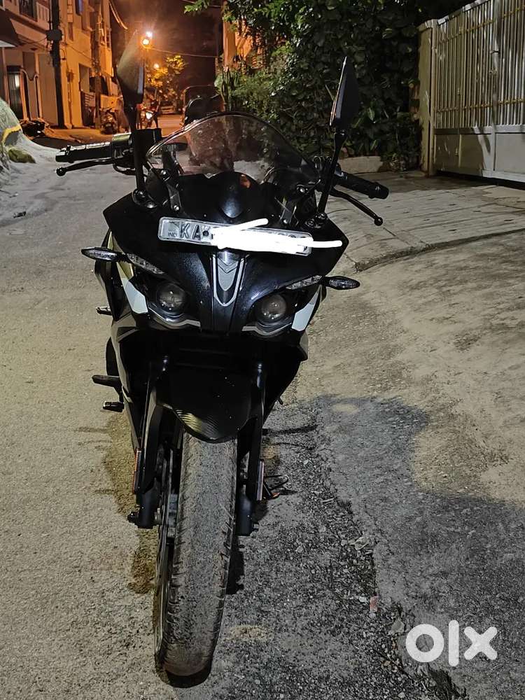 Rs 200 sport bike