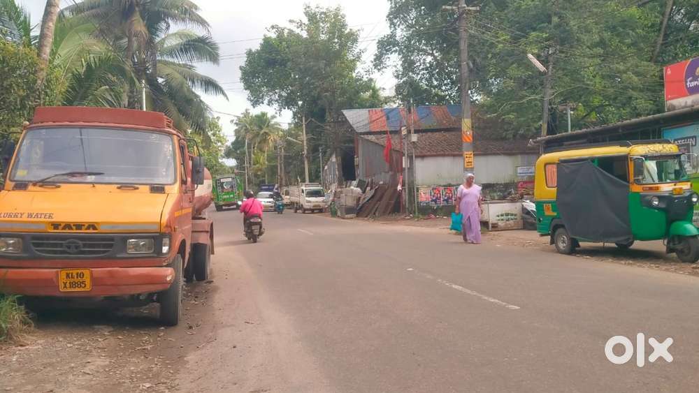 14 cent Commercial plot for sale near Thripunithura Eroor