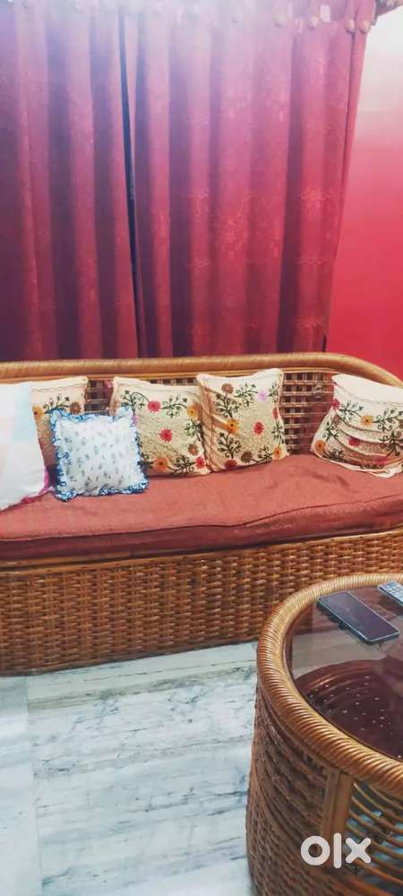 Cane 5 seater sofa set