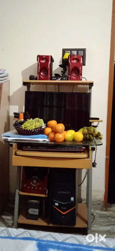 Acer computer setup with stand