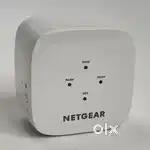 Netgear EX6110 AC1200 WiFi Wall Plug Range Extender 2.4Ghz & 5Ghz 1200