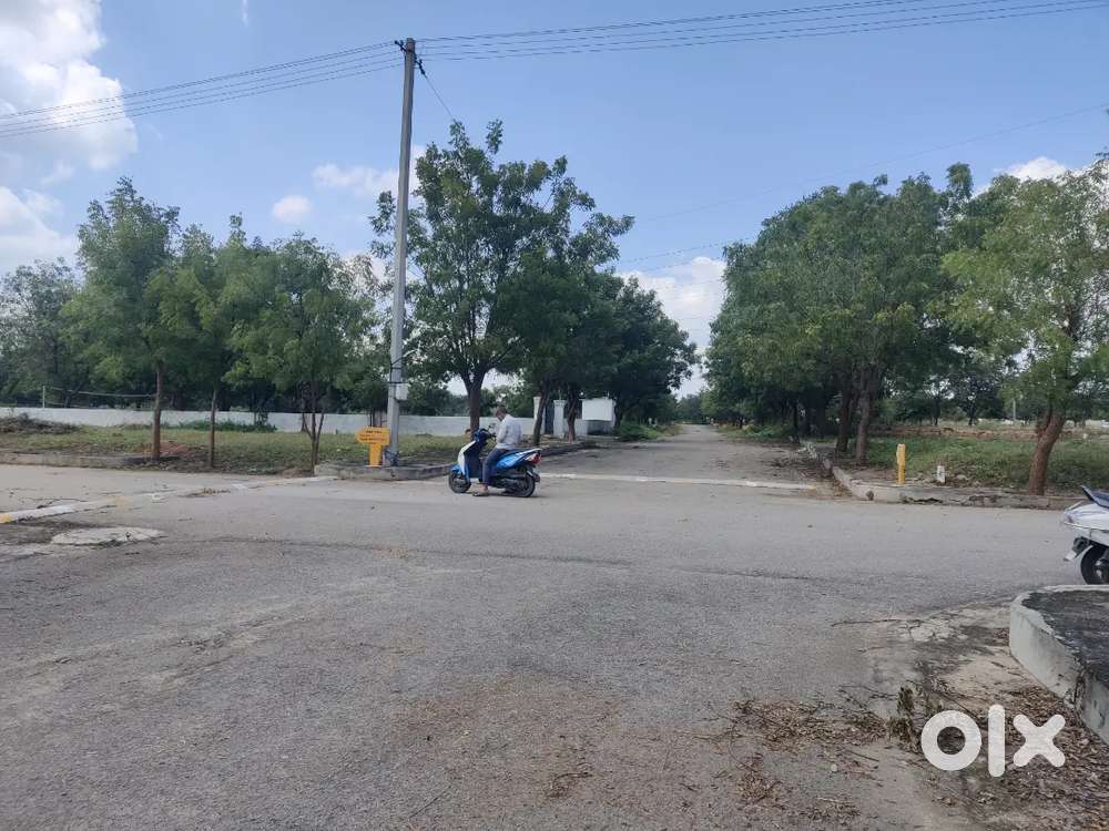 40/40 FEET TWO ROADS HMDA PLOTS GATED COMUNITY NARAPALLY