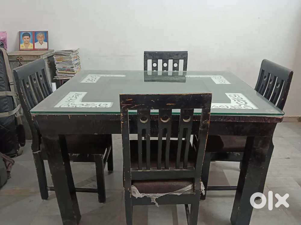 Dinning table