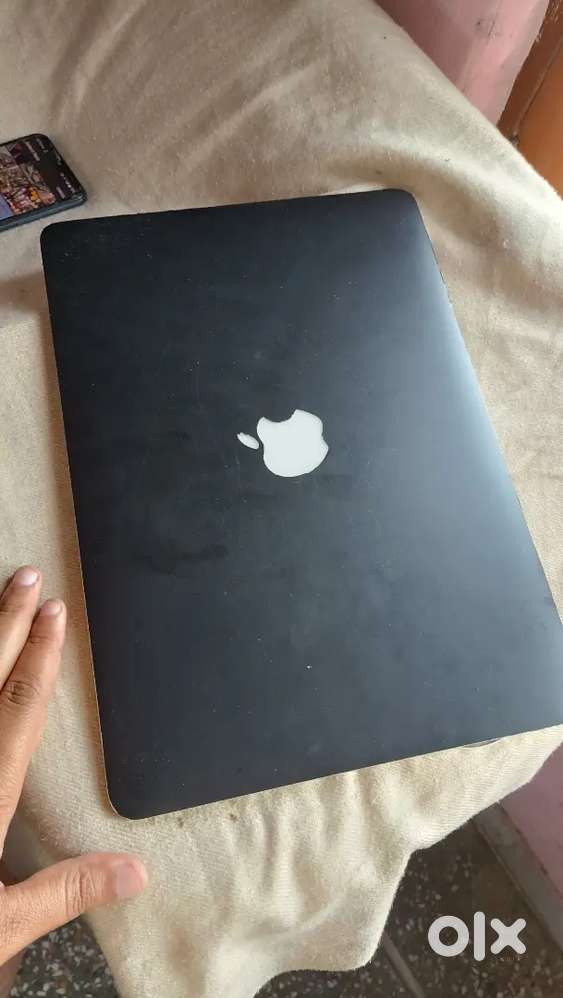 Macbook air 2017 8gb/128gb intel i5