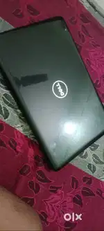 Dell i3 best hai smooth chalta hai