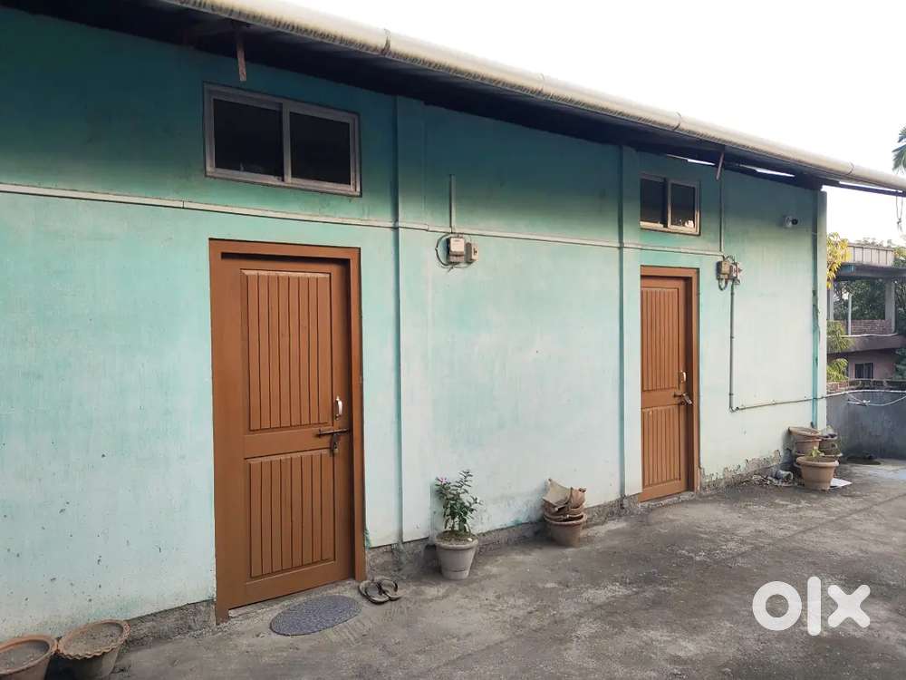 Independent single/double room Available