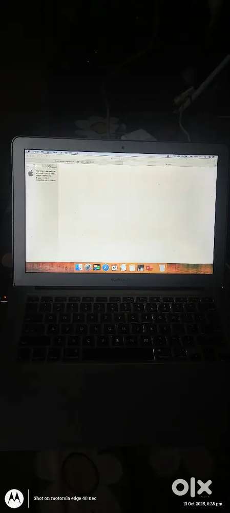 MAC BOOK AIR