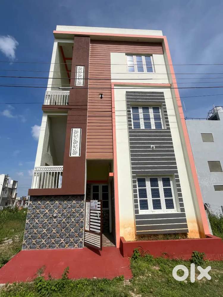 20×30/ Muda/ 2 flours/ lalbhahuddhur shashtri Nagar, Mysore