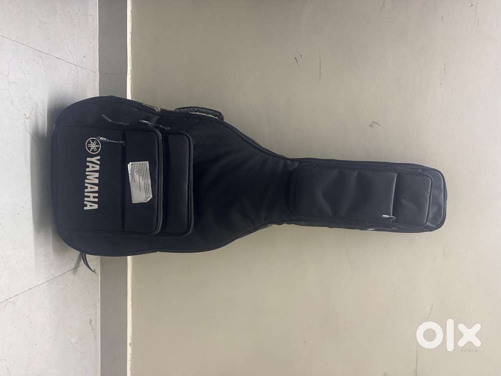 Yamaha guitar with bag