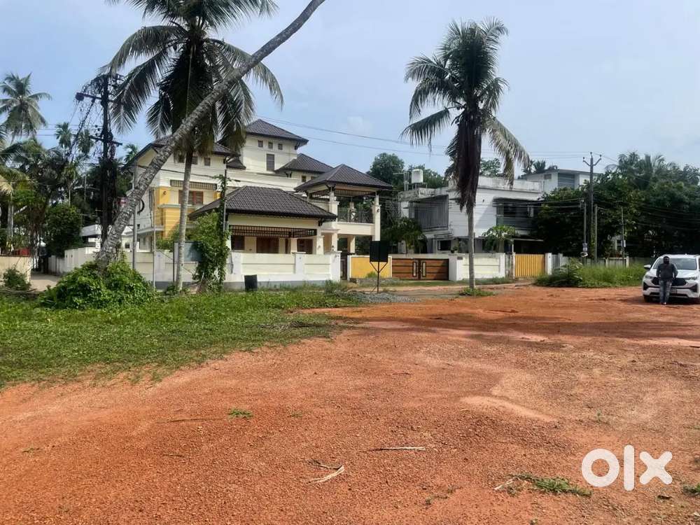 Tripunithura. Puthyakavu. MLA ROED. 4.5.6.4.plot