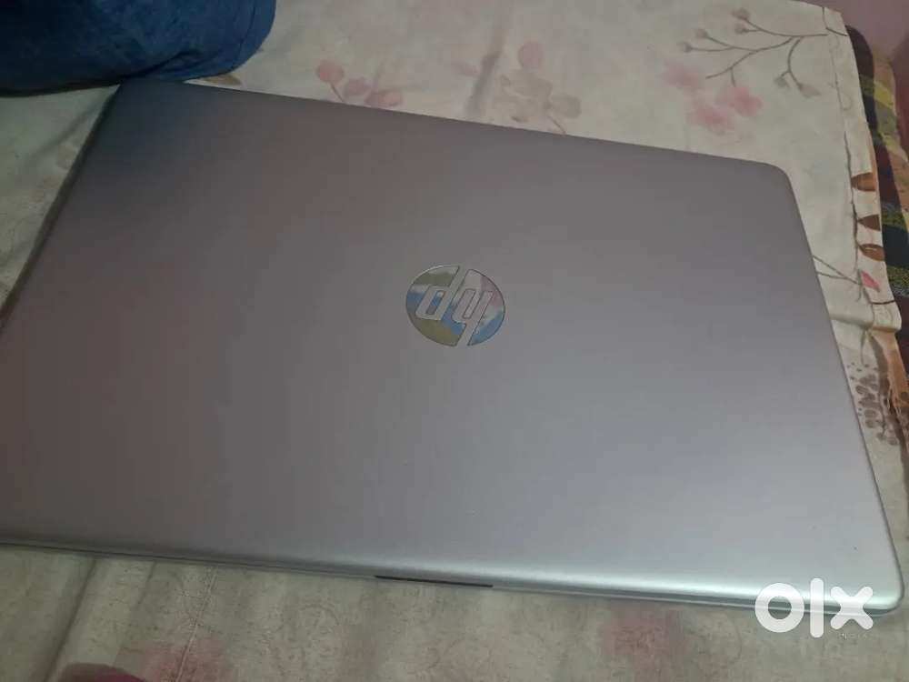 5 years old laptop . Sdd i3 10th gen . No any scratch smoothly running