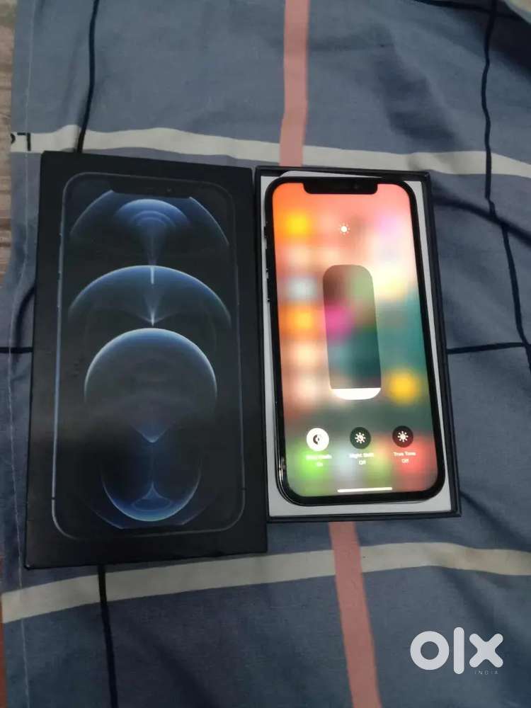 Iphone 12 pro 128GB battery 74 box available