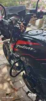 Pulsar 125 split seat top model