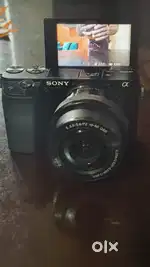 Sony a 6100 brand new super new condition