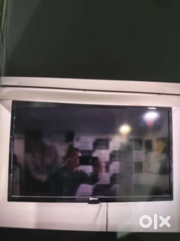 3 Tv & Fridge for selling