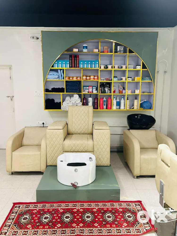 Unisex Parlour Total setup