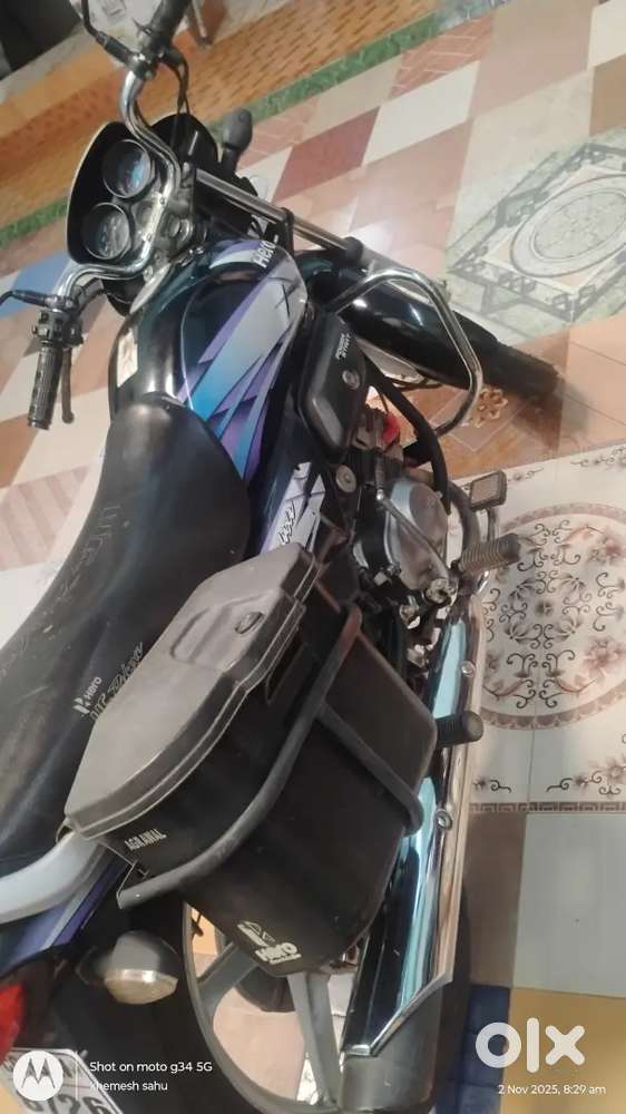 Hf DELUXE 2016 model best condition