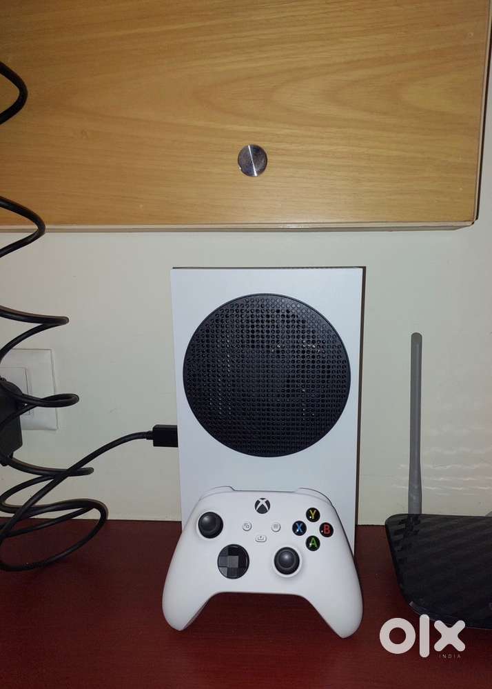 Xbox Series S 512Gb in likely new condition @24000 only