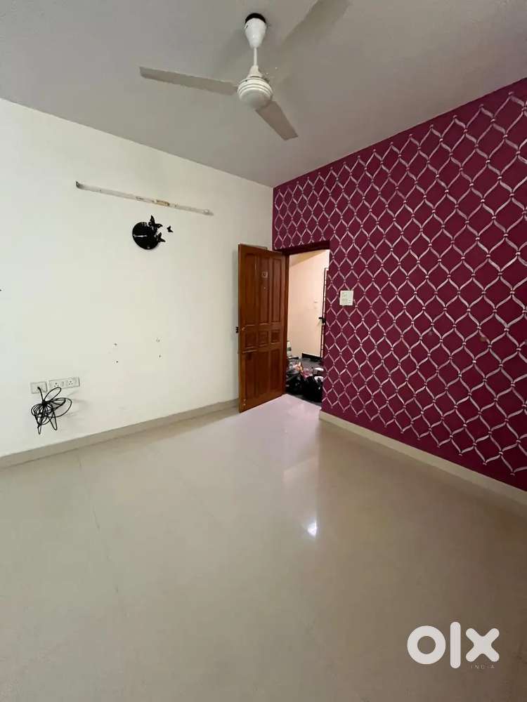 2Bhk Flat For Sale in Taramani, Chennai