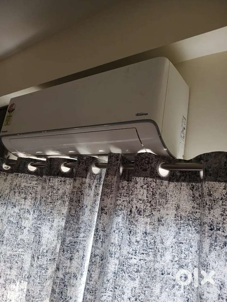 6months old split AC with bill