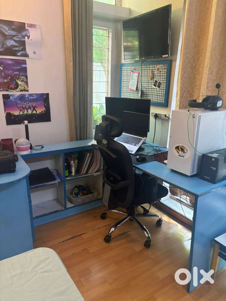 Good Quality Study and Discussion Table