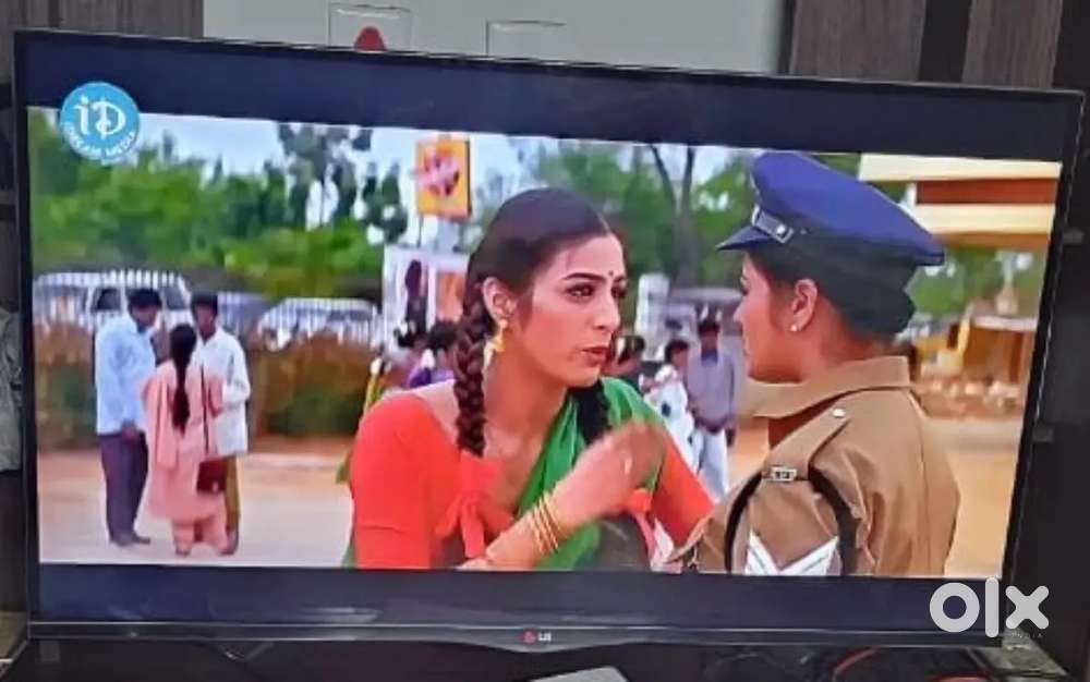 Lg 43 inch brand new 4k nd 3d type verru good condition