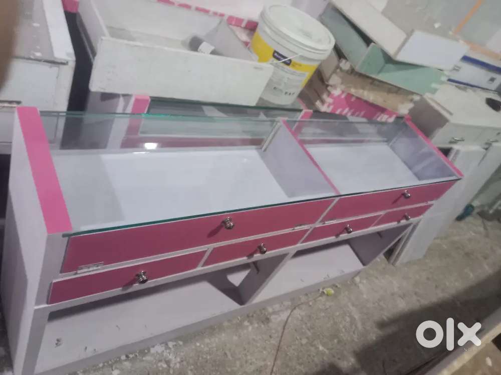 Rakh, counter,angal,self ,