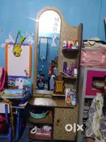 Dressing table