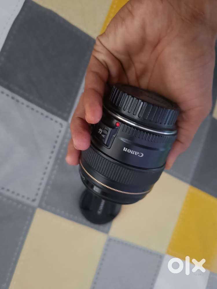 Canon Eos r with 85 .and 24