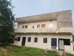 Rooms available in a 4 bhk flat per room ₹4000 for 1 and ₹5000 for 2