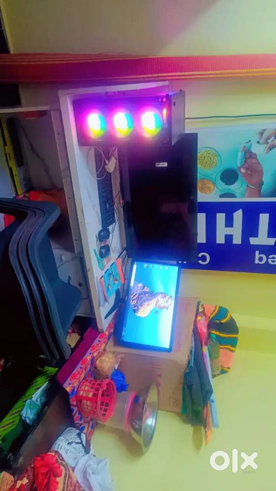 Computer system 22 Inc monitor cpu 4 fans cabinet