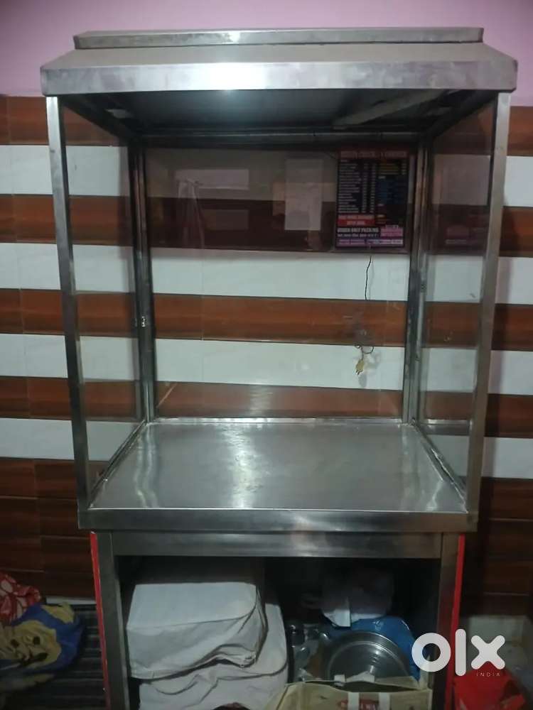 Chicken shop stand