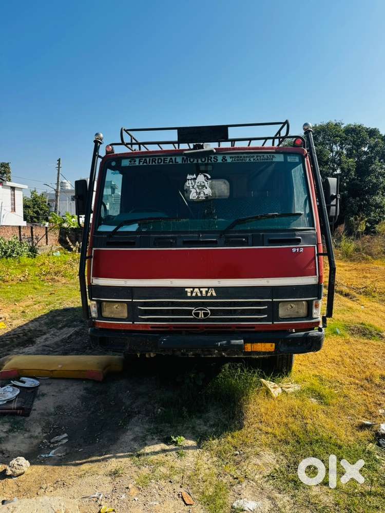 Tata tipper 912