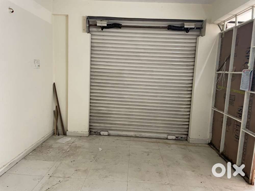 Commercial shutters