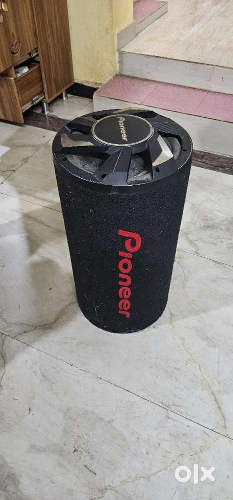 Pioneer car sub woofer