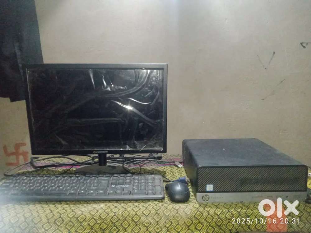 6 month old computer hai okk agar bhai kisi ko chahiye to contact kare