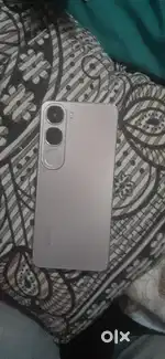 Vivo y300 ok h fon only 9 month हुए h