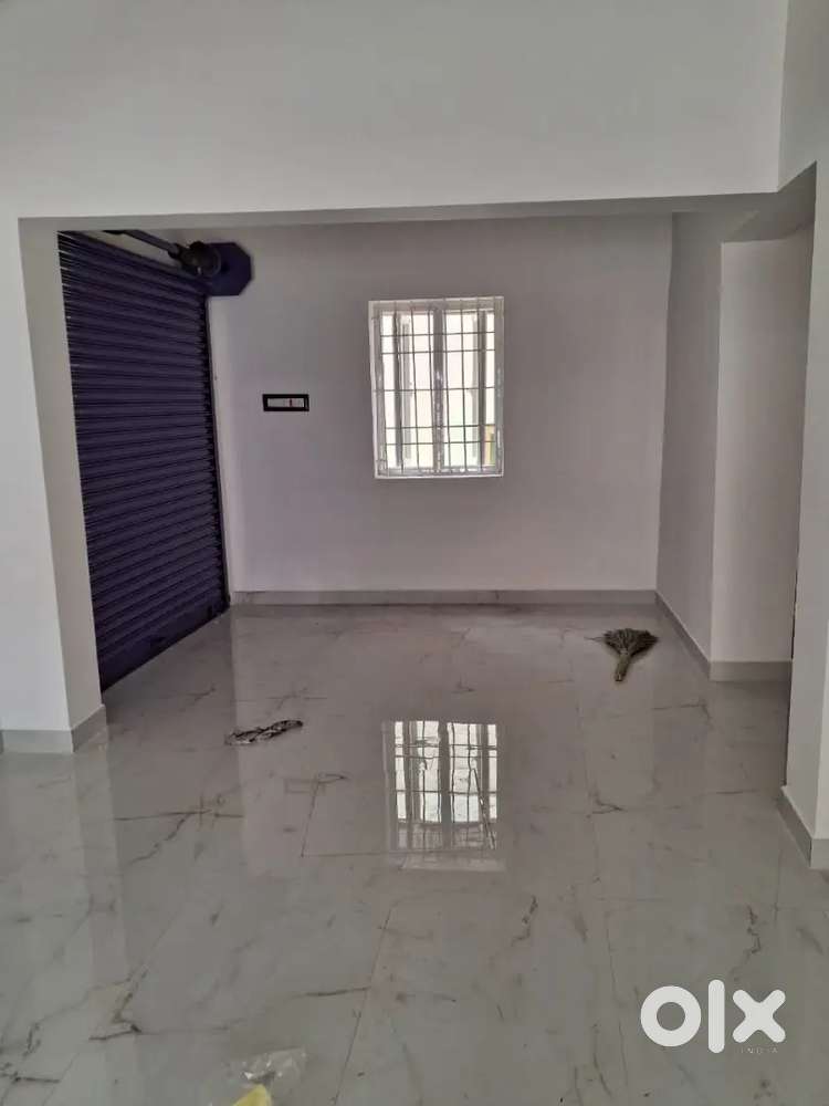 New shopwith prime location in namagiripettai  bus stand