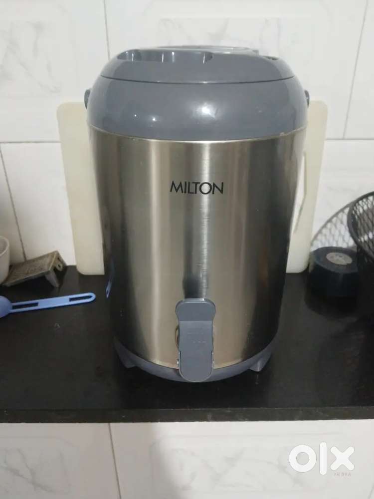 Milton Stellar Thermosteel Water Jug 4.6 litres