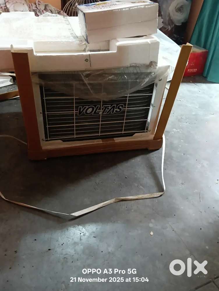 Mujhko ac bechna hai