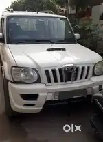Scorpio SlE Sale 2012 good condition