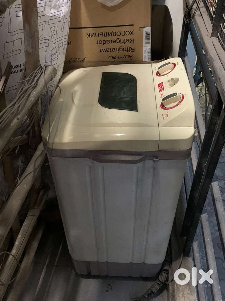 Single Tub Semi-Automatic